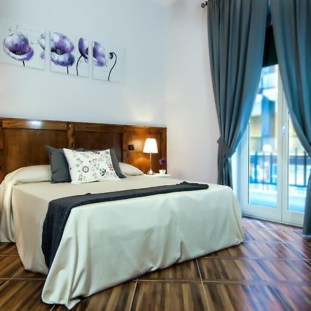 Bed and Breakfast Your Bed Napoli Екстер'єр фото