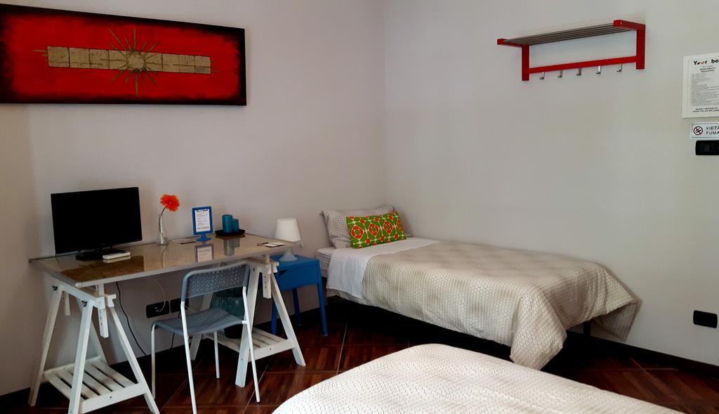 Bed and Breakfast Your Bed Napoli Екстер'єр фото